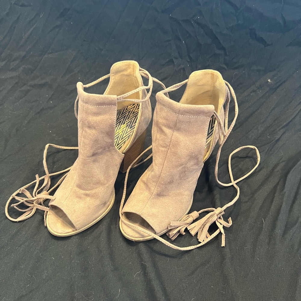 Qupid Heel Shoes